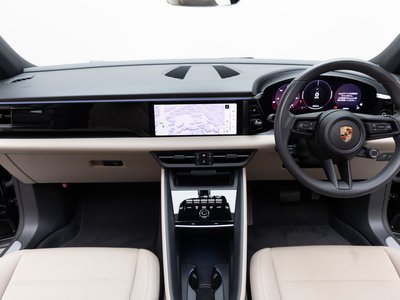 صورة 2 لـ 2025 Porsche MACAN