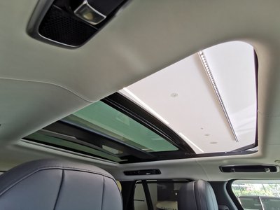 2023 LAND Rover RANGE ROVER photo 3
