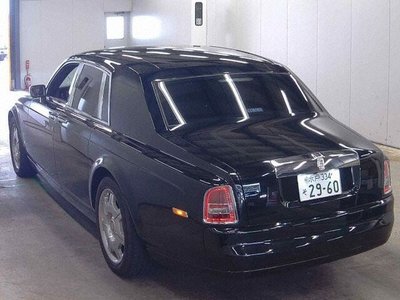 ROLLS-ROYCE PHANTOM - 1