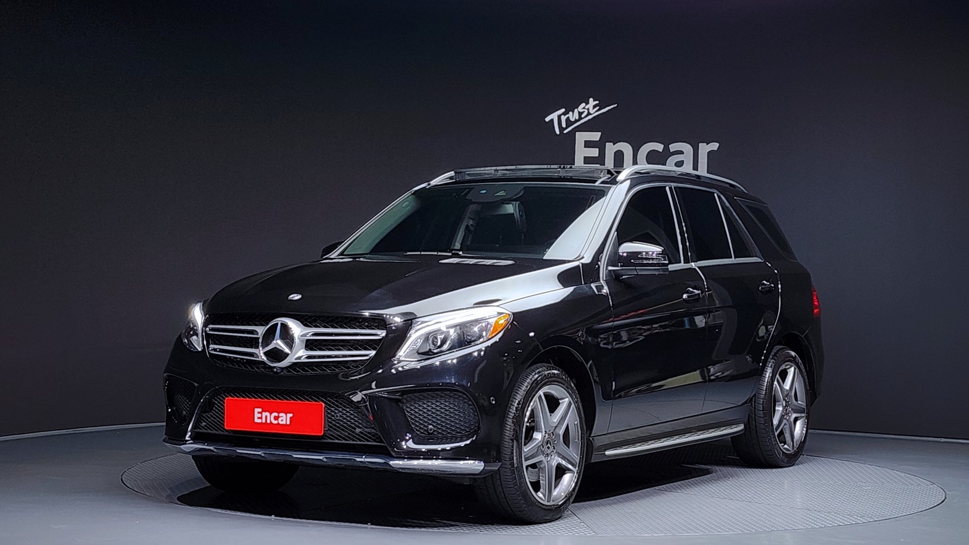 MERCEDES-BENZ GLE - View 1