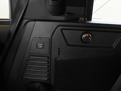 صورة مصغرة 44 لـ 2021 LAND Rover DEFENDER