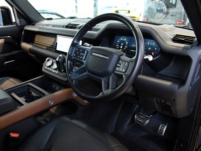 صورة 6 لـ 2021 LAND Rover DEFENDER