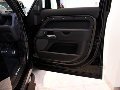 صورة مصغرة 16 لـ 2021 LAND Rover DEFENDER