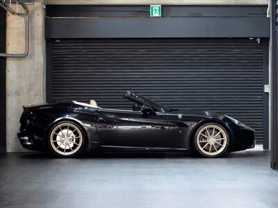 FERRARI CALIFORNIA - 7
