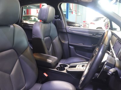 صورة مصغرة 31 لـ 2019 Porsche MACAN