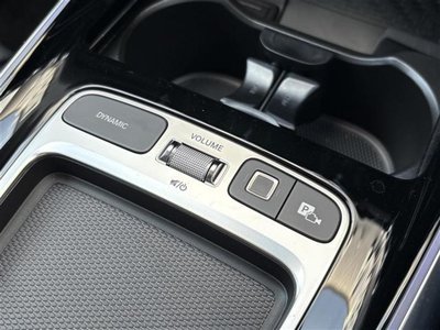 2025 Mercedes-BENZ GLA thumbnail 22