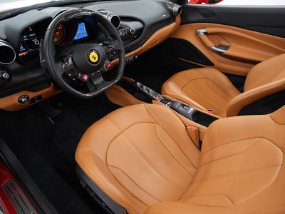 صورة 2 لـ 2022 FERRARI F8 SPIDER