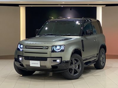 LAND ROVER DEFENDER - 9