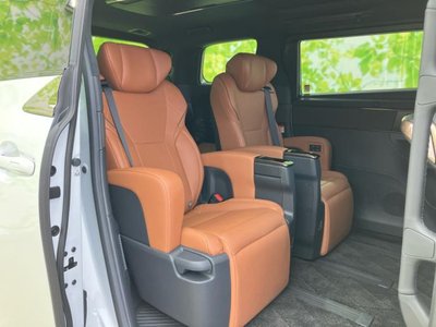 TOYOTA VELLFIRE - 5