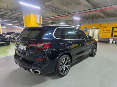 صورة 5 لـ 2021 BMW X5