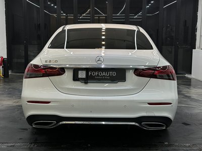 MERCEDES-BENZ E-CLASS - 3