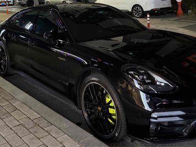 PORSCHE PANAMERA - 2