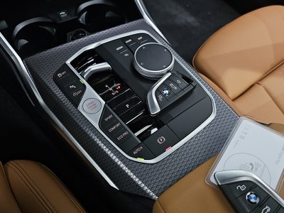 2025 BMW 3 SERIES — фото 9
