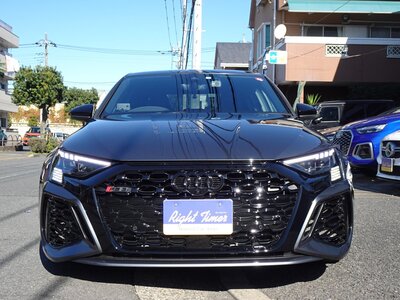 AUDI RS3 SEDAN