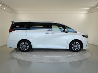 2024 Toyota ALPHARD thumbnail 31