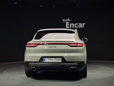 PORSCHE CAYENNE - 4