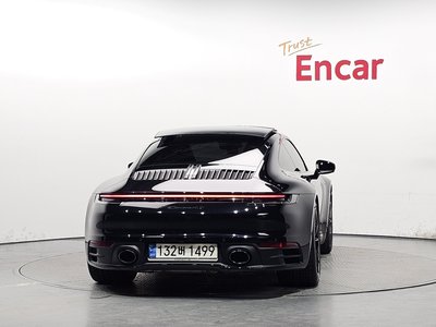 2022 Porsche 911 — фото 3