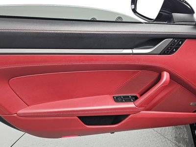 2022 Porsche 911 — миниатюра 14