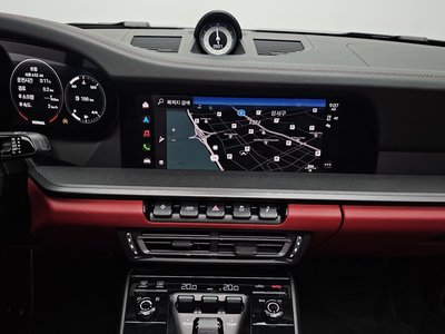 2022 Porsche 911 — миниатюра 20