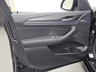 2024 BMW X4 缩略图 14