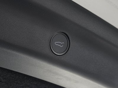 2022 Tesla MODEL Y — миниатюра 15