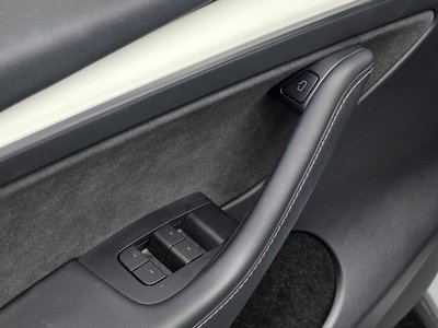2022 Tesla MODEL Y — миниатюра 16