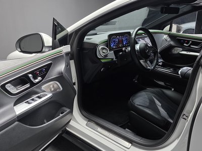 MERCEDES-BENZ EQE - 10