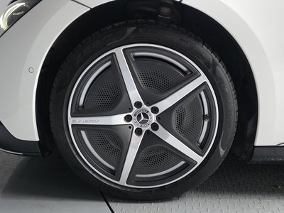 MERCEDES-BENZ EQE - 6