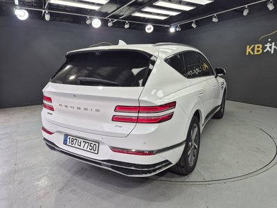 صورة 7 لـ 2024 Genesis GV80