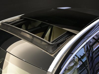 MERCEDES-BENZ C-CLASS - 9