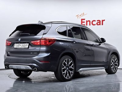 2022 BMW X1 photo 4