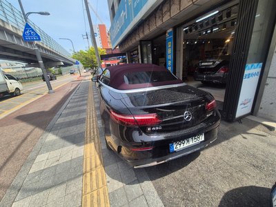 MERCEDES-BENZ E-CLASS - 3