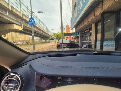 MERCEDES-BENZ E-CLASS - 5