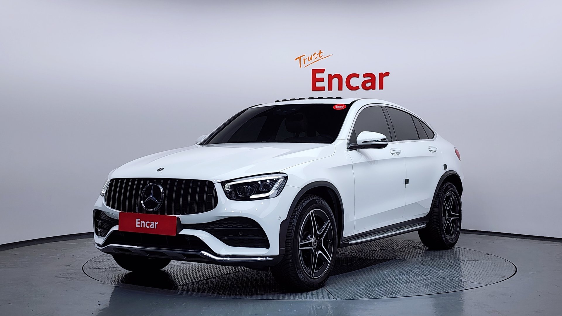 MERCEDES-BENZ GLC - View 1