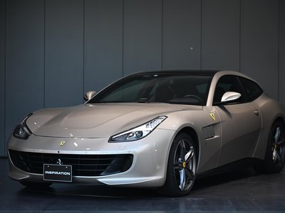صورة 1 لـ 2017 Ferrari GTC4 LUSSO