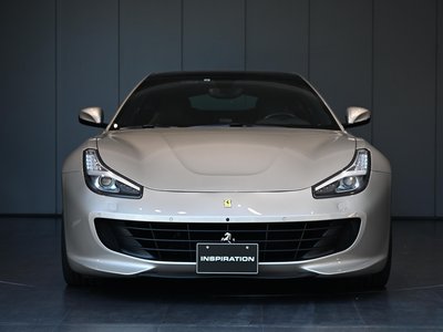 صورة 3 لـ 2017 Ferrari GTC4 LUSSO