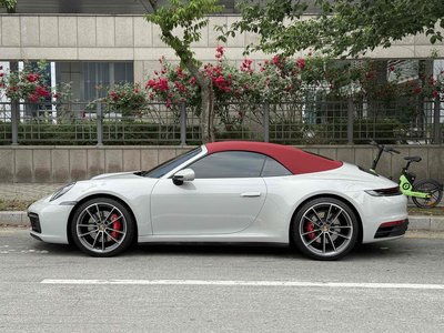 PORSCHE 911 - 7