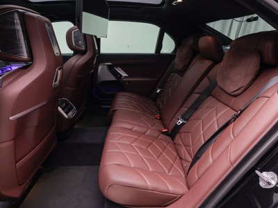 صورة مصغرة 11 لـ 2023 BMW 7 SERIES