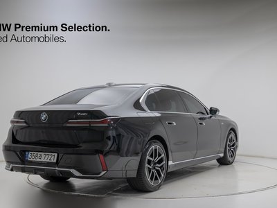 2023 BMW 7 SERIES photo 4
