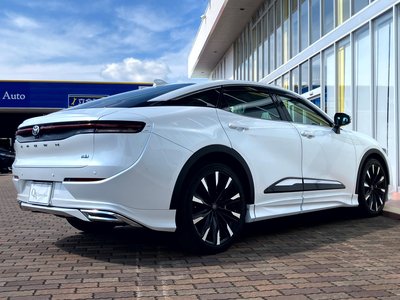 2023 Toyota CROWN CROSSOVER — миниатюра 18