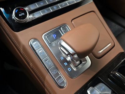 GENESIS G90 - 9
