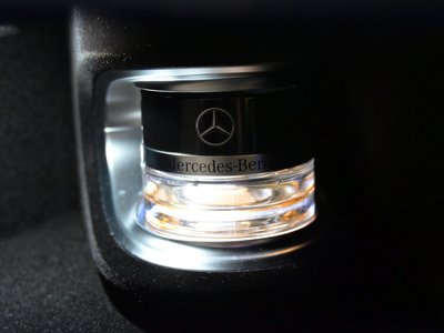 MERCEDES-BENZ E-CLASS - 9