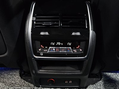 2024 BMW X5 缩略图 33