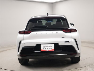 2024 Toyota CROWN SPORT photo 4
