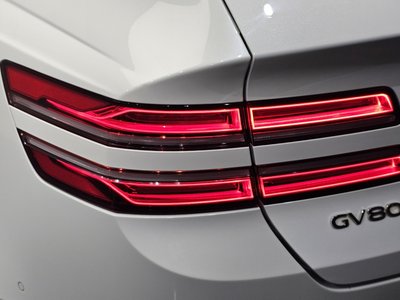 GENESIS GV80 - 10