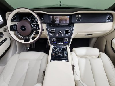 ROLLS-ROYCE CULLINAN - 5