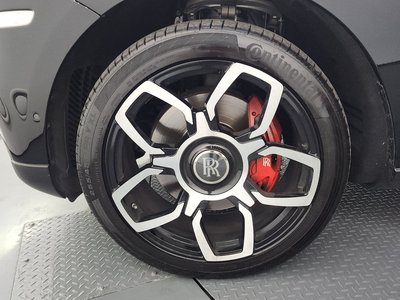 ROLLS-ROYCE CULLINAN - 6
