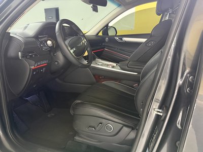 2022 Genesis GV80 — миниатюра 11