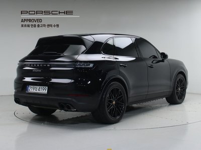 PORSCHE CAYENNE - 4