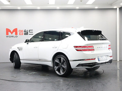 GENESIS GV80 - 3